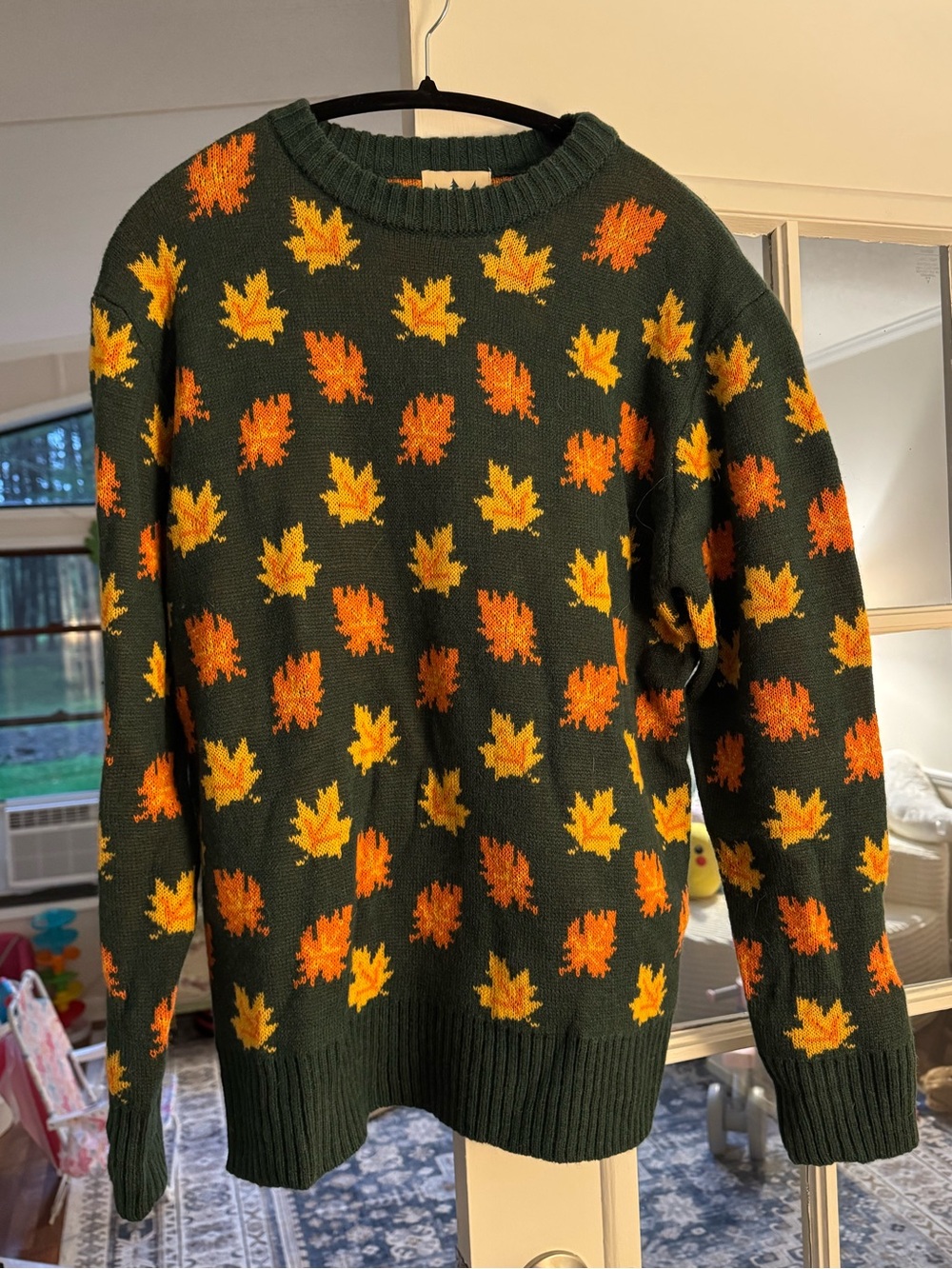 🍁 Kiel James Patrick “Cozy Cabin” Leaf Sweater — Size Medium